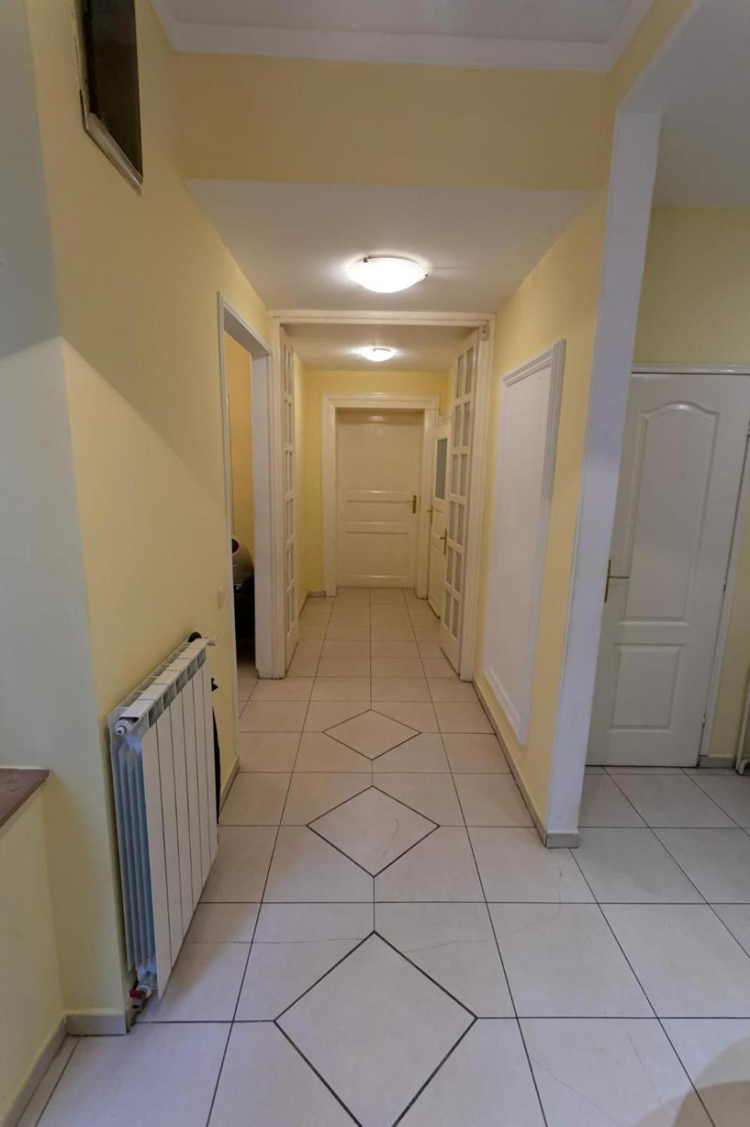 City B 52 Βελιγράδι Εξωτερικό φωτογραφία